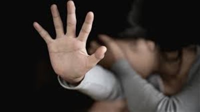 لامس جسدها وقبلها خلال اليوم الدراسي.. المشدد 15 سنة لمدير معهد أزهري تعدى على تلميذة في قنا