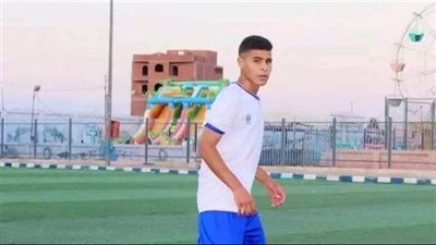 تفاصيل وفاة اللاعب عمرو كالوشا خلال مباراة كرة قدم بالشرقية | بث مباشر