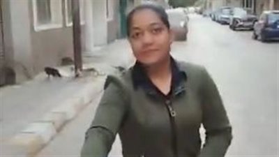 أم بولا أول سيدة دليفري بالعجلة في قنا: بشتغل علشان أربي ولادي| بث مباشر