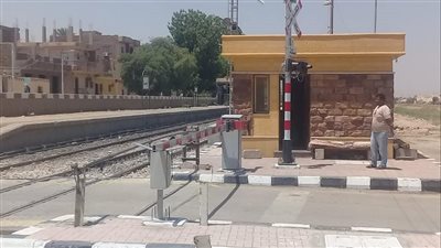 تعرف على الطرق البديلة.. إغلاق مزلقان معصرة ملوي 24 ساعة للصيانة| اليوم