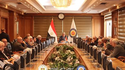 المجلس الأعلى لشؤون خدمة المجتمع يناقش جهود التميز المؤسسي والجامعات الصديقة للبيئة 