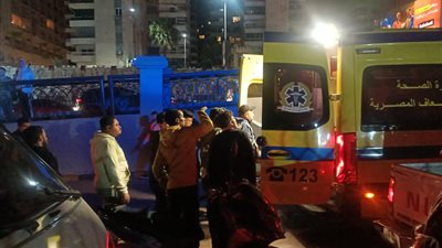  إصابة شخصين باختناق في حريق مخزن مجاور لنادي المعلمين بالإسكندرية 