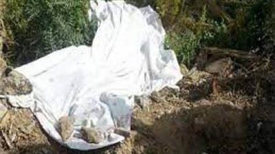 بها آثار تعذيب.. الأمن يكثف جهوده لكشف غموض العثور على جثمان شاب بزراعات بني سويف| بث مباشر