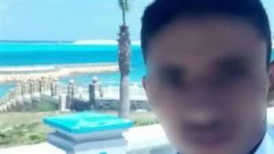 كانوا ذاهبين للعمل.. أهالي الإسكندرية يشيعون جثامين 3 من ضحايا حادث انقلاب سيارة بمطروح |بث مباشر 