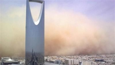 موجة غير مسبوقة.. أمطار رعدية وبرد وغبار تُحاصر 9 مناطق في السعودية