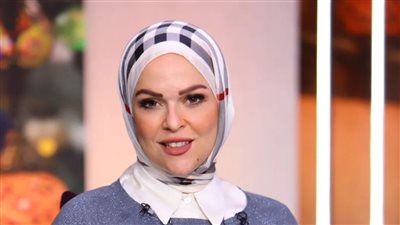 إيمان رياض بعد إصابتها داخل مطعم: فصلوا العامل بدل ما يتحاسب المسؤول.. اتقوا الله!