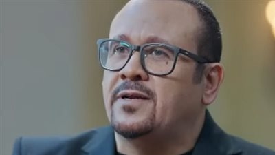 ممنوع من الكلام.. مدير أعمال هشام عباس يكشف تفاصيل حالته الصحية