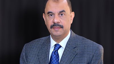 بسبب تسريب امتحان الإنجليزي.. محافظ سوهاج يقرر إيقاف 3 عاملين بإدارة طما التعليمية شهر عن العمل 