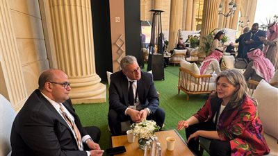 وزير البترول يناقش التعاون مع الشركات الأمريكية بمجال الغاز في منطقة شرق المتوسط
