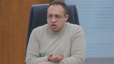 أبو العلا يجتمع بالأجهزة الطبية للمنتخبات الوطنية| صور 