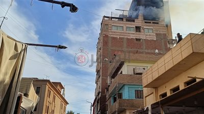 السيطرة على حريق شقة سكنية بعقار من 6 طوابق بالزاوية الحمراء بالقاهرة