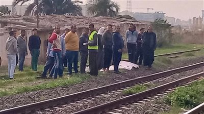 مصرع عامل أسفل عجلات قطار في الإسكندرية