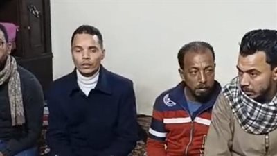 أسرة سائق التاكسي المقتول غدرا بالمنيا: كان شغال مهنتين علشان ولاده الثلاثة.. وعايزين حقه | بث مباشر