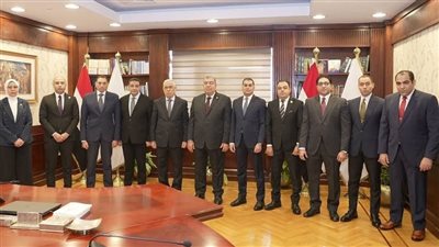 النائب العام يستعرض الكشوف ربع الثانوية مع رئيس الاستئناف لنيابة القاهرة