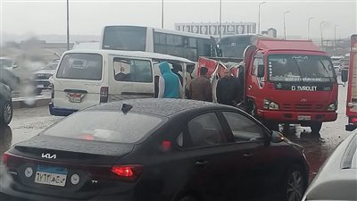 إصابة 6 أشخاص في تصادم 3 سيارات بالطريق الصحراوي في الإسكندرية| صور