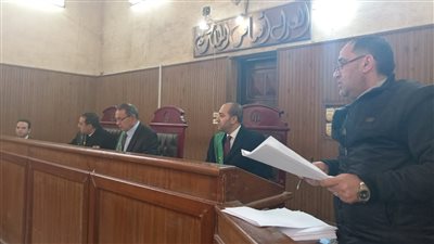 تأجيل محاكمة 9 متهمين قتلوا مسنًا بكفر الشيخ لجلسة 3 أبريل
