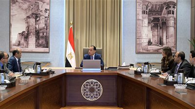 وزير الثقافة يستعرض التقرير الإحصائي لمبادرات وفعاليات وزارة الثقافة خلال 2025