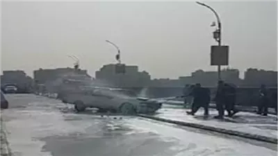 العناية الإلهية تنقذ طالب هندسة بسوهاج بعد اشتعال النيران في سيارته | بث مباشر