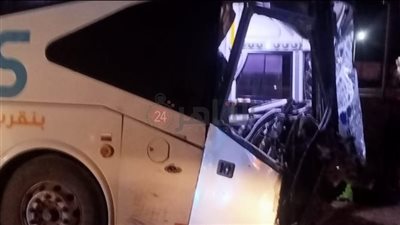 جميعهم من الوادي الجديد.. ننشر أسماء 9 مصابين في تصادم أتوبيس مع سيارتي نصف نقل بالمنيا