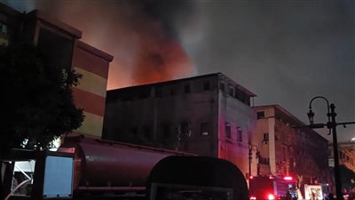 قيادات وزارة الصحة تتوجه لموقع حريق المعامل المركزية لمتابعة جهود الإطفاء