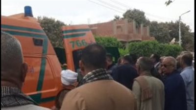 بحضور القيادات التنفيذية.. أهالي المنيا يشيعون جثمان سكرتير عام محافظة الدقهلية من مسقط رأسه|بث مباشر 