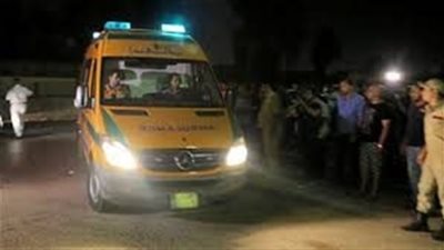تفاصيل مصرع وإصابة 8 أشخاص إثر تصادم سيارتين بالشرقية|بث مباشر 