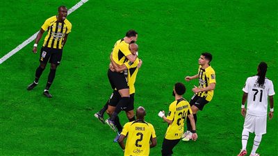 في مباراة مجنونة.. الاتحاد لنهائي كأس خادم الحرمين الشريفين على حساب الشباب