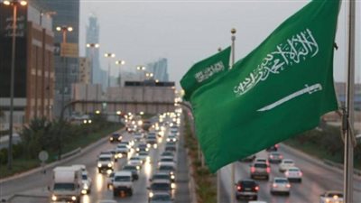 السعودية تحدد الدول المسموح لها التقديم على تأشيرة المرور الجوي | بث مباشر