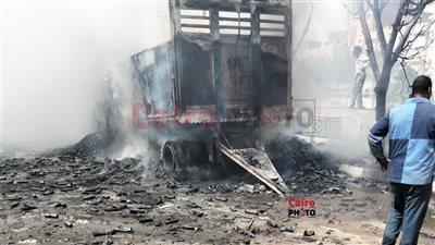 إصابة 3 أشخاص في حريق سيارة نقل بضائع ثقيلة بسوهاج