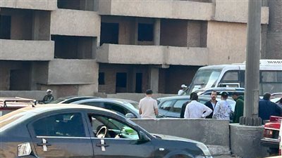 حادث تصادم يتسبب في تكدس مروري أعلى الطريق الدائري باتجاه المريوطية
