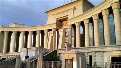 قرار من المحكمة الدستورية بشأن تنظيم قواعد إنهاء عقود الوكالة التجارية 