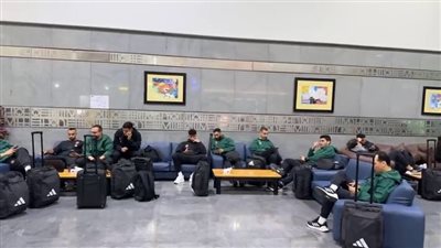 انتهاء أزمة سفر بعثة الأهلي إلى جنوب إفريقيا على متن طائرة خاصة | خاص