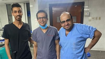 عملية استغرقت 3 ساعات.. فريق طبي بجامعة أسيوط ينقذ حياة سيدة حامل تعاني من نزيف داخلي حاد 