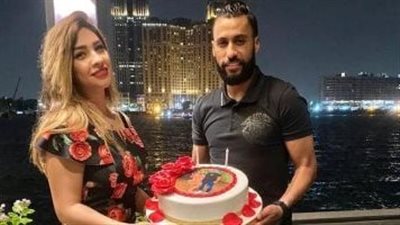 أول تعليق من زوجة حسام عاشور بعد تعرضه لوعكة صحية: مشكلة المدرس مع ابني السبب| خاص