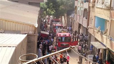 اندلاع حريق داخل مصنع بشارع البترول في القاهرة.. والحماية المدنية تحاول السيطرة
