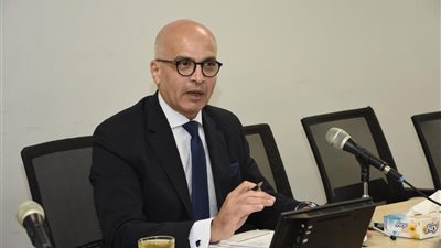 جامعة عين شمس تتصدر الجامعات المصرية في أعداد المنح المقدمة للطلاب 
