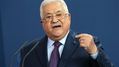 الرئيس الفلسطيني: يجب على جميع الفصائل التخلي عن السلاح وتسليمه للسلطة الفلسطينية