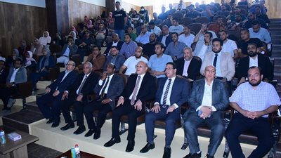عبر الفيديو كونفراس.. افتتاح مؤتمر أمراض الأوعية الدموية المخية بجامعة سوهاج 