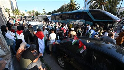 قافلة الصمود تقرر التراجع بعد تعذر الحصول على الموافقة الأمنية لعبور ليبيا