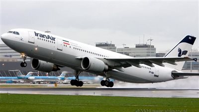 بعد توقف دام أكثر من شهر.. عودة الرحلات الدولية في مطار الخميني بطهران