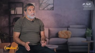  محسن محيي الدين يروي موقفا جمعه بـ أحمد آدم: فنان موهوب ومبيجيش على حد