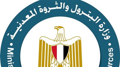 أسفر عن مصرع وإصابة موظفين.. البترول تتابع حادث تصادم بالصحراء الغربية 