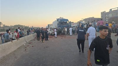 مصرع وإصابة 3 أشخاص إثر حادث تصادم على طريق ميناء دمياط