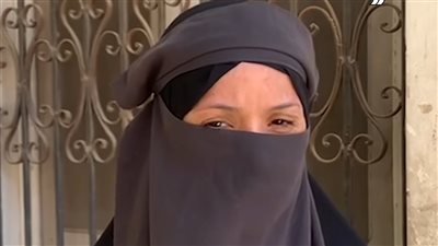 عرض والدة صغار دلجا على الطب الشرعي لسحب عينة منها بعد وفاة زوجها و6 من أبنائها بالمنيا