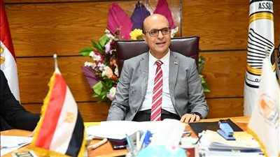 جامعة أسيوط تنهي استعداداتها لبدء العام الجامعي الجديد ببرامج أكاديمية وأنشطة متنوعة