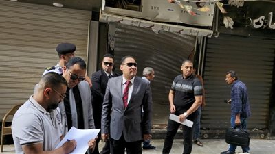 بعد انفجار أسطوانة غاز ومشاجرة بين عمال محلين في سوهاج: النيابة الإدارية تعاين وتستدعي موظفي حي شرق ومدينة سوهاج للتحقيق