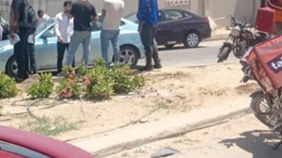 إصابة 3 أشخاص في حادث تصادم أمام الجامعة الأمريكية بالتجمع