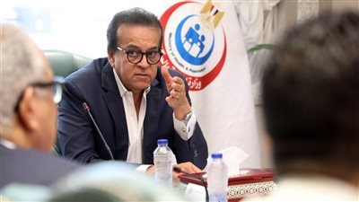 وزير الصحة يعقد اجتماعًا لمتابعة توافر مخزون آمن من الأدوية بجميع المنشآت الطبية 