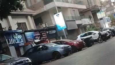جهات التحقيق تعاين مسرح جريمة مقتل صغير السوبر ماركت ضحية المهندسين