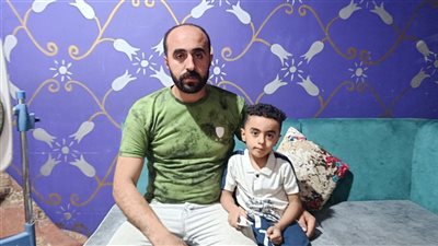 بعد نشر القاهرة 24.. محافظ أسيوط يوجه بسرعة فتح حساب لدعم الصغير رحيم المصاب بضمور العضلات